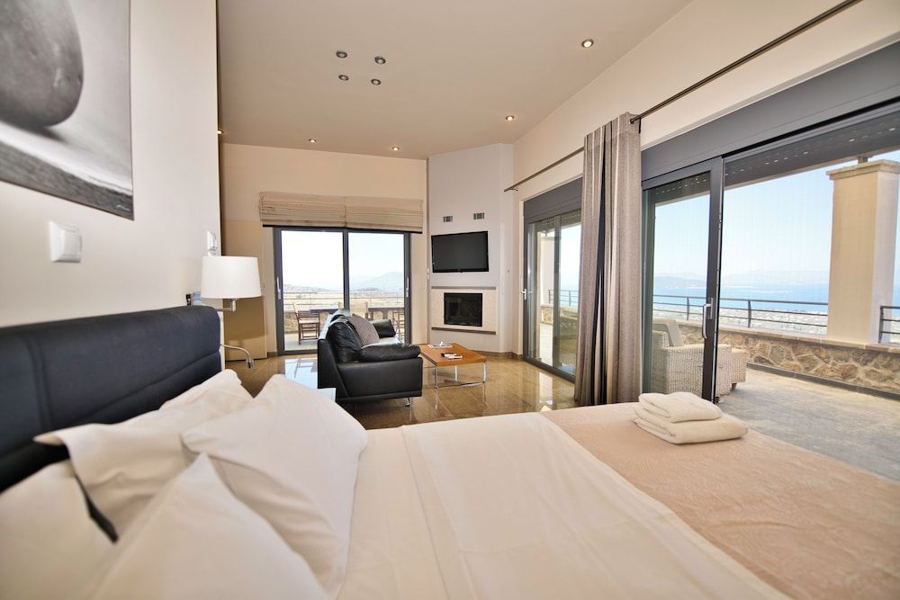 Marini Luxury Apartments 1