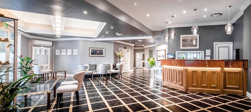 Foxfields Country Hotel 1