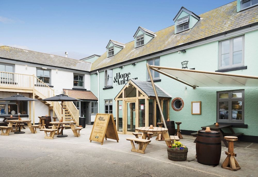 Hope & Anchor 1