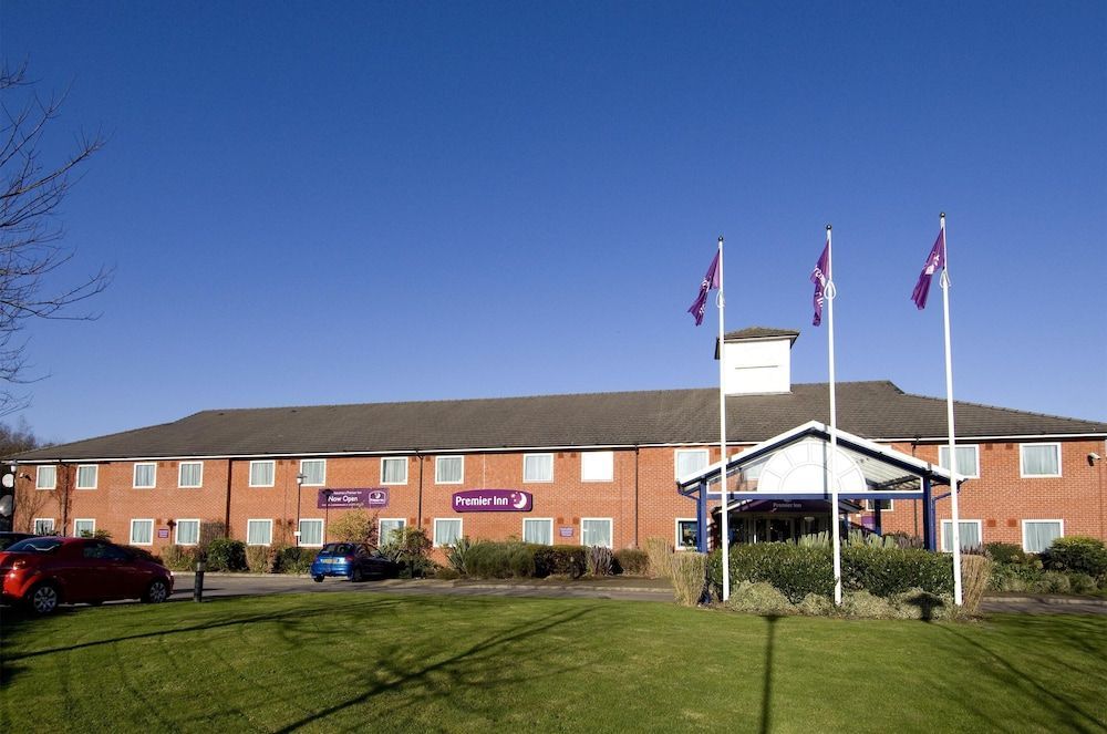 Premier Inn Pontypool 1
