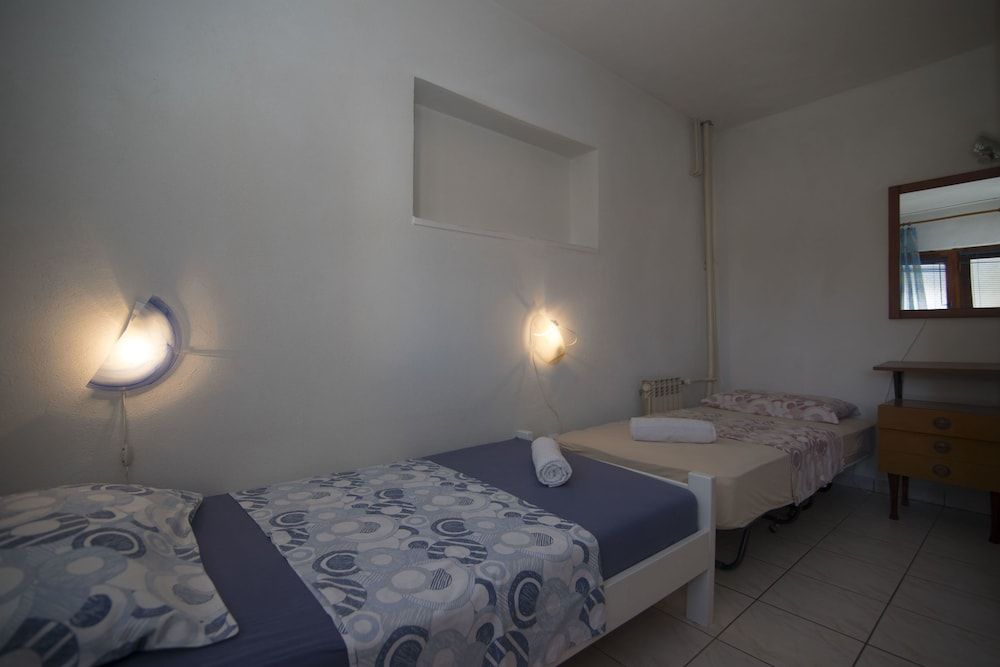 Apartments and Rooms Nikol 2