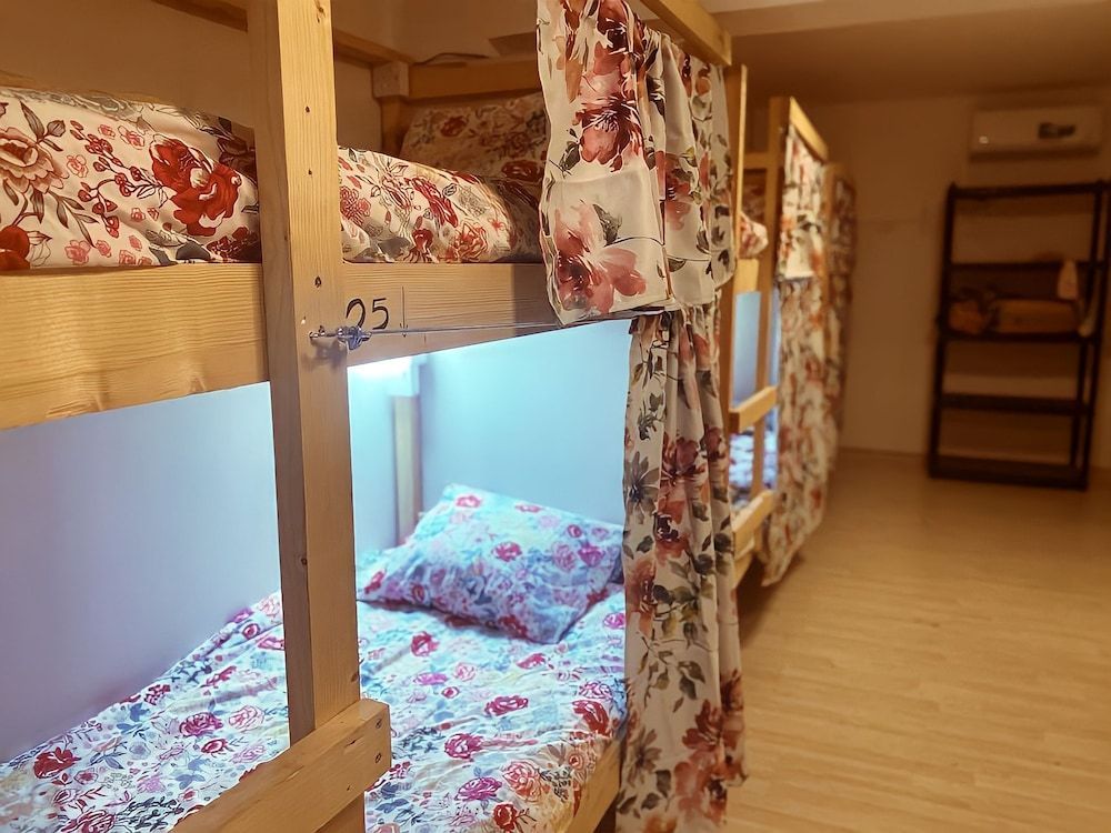 Unique City Hostel 100 meters from Beach 1