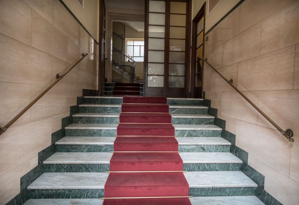 Your Vatican Suite 2