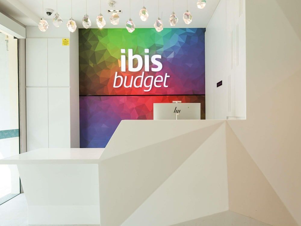 ibis budget Singapore Olive 1