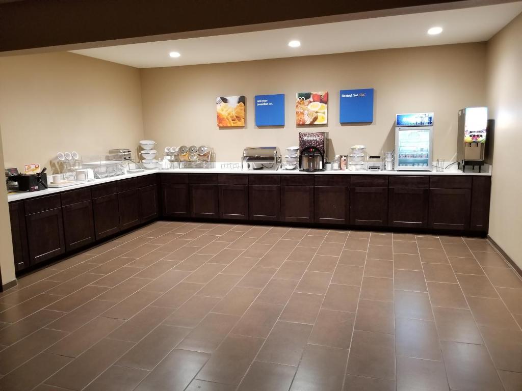 Sonesta Essential Hotels Baton Rouge Airport 2