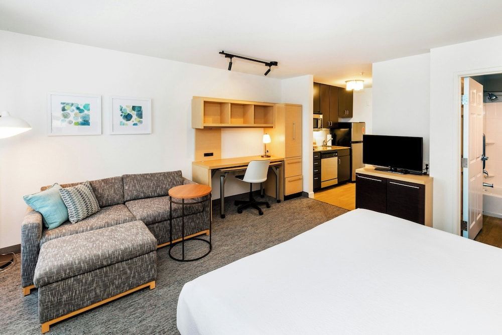 TownePlace Suites by Marriott Tulsa Broken Arrow 1