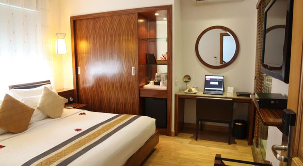 Elite Central Hotel Hanoi 1