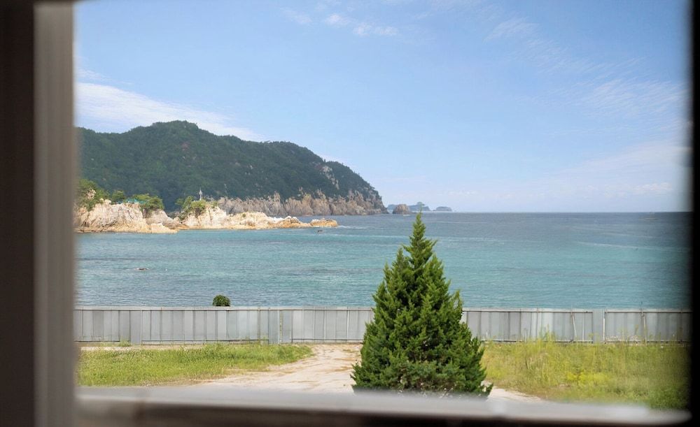 Samcheok sky Pension 1