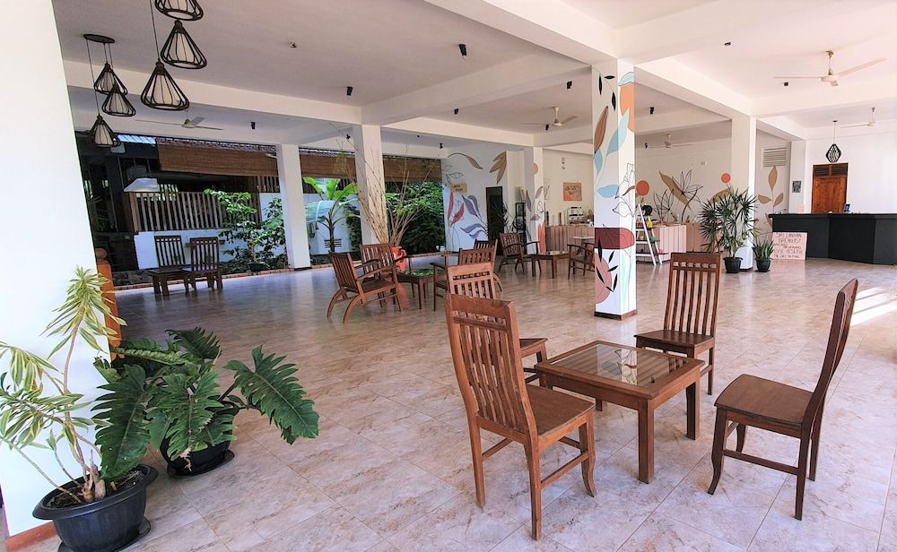 Blue Turtle Hotel 2