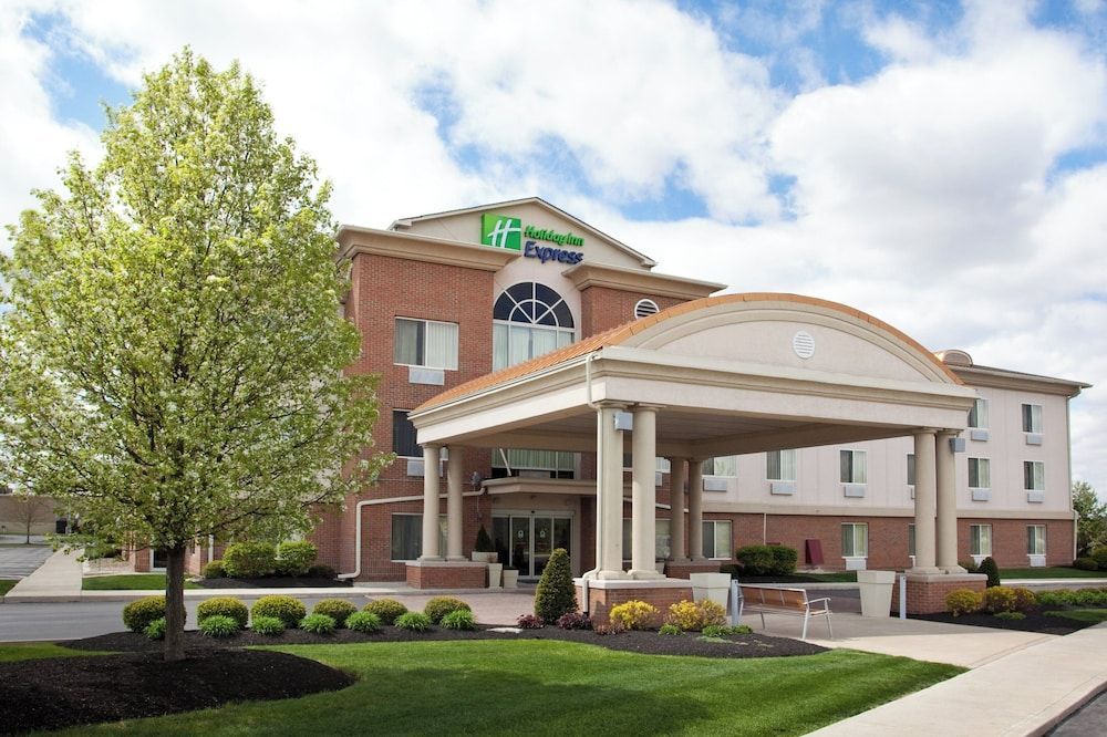 Holiday Inn Express & Suites MARION by IHG 1