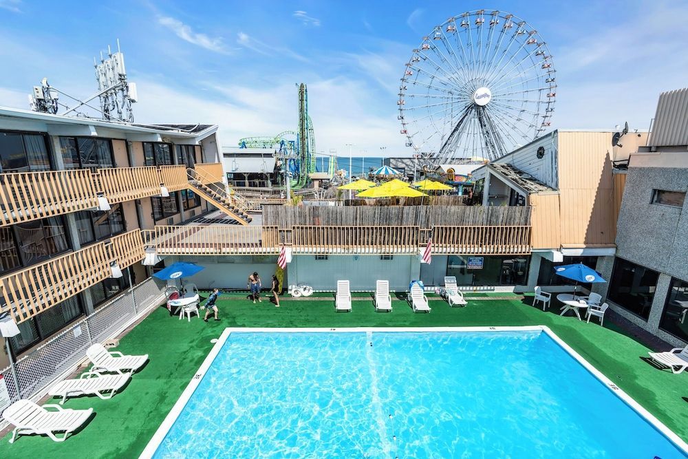 Aztec Ocean Resort 1