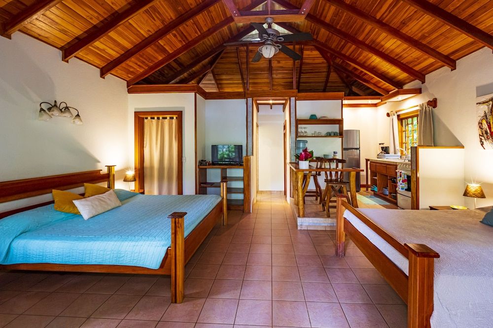 El Nido Jungle Lodge 2