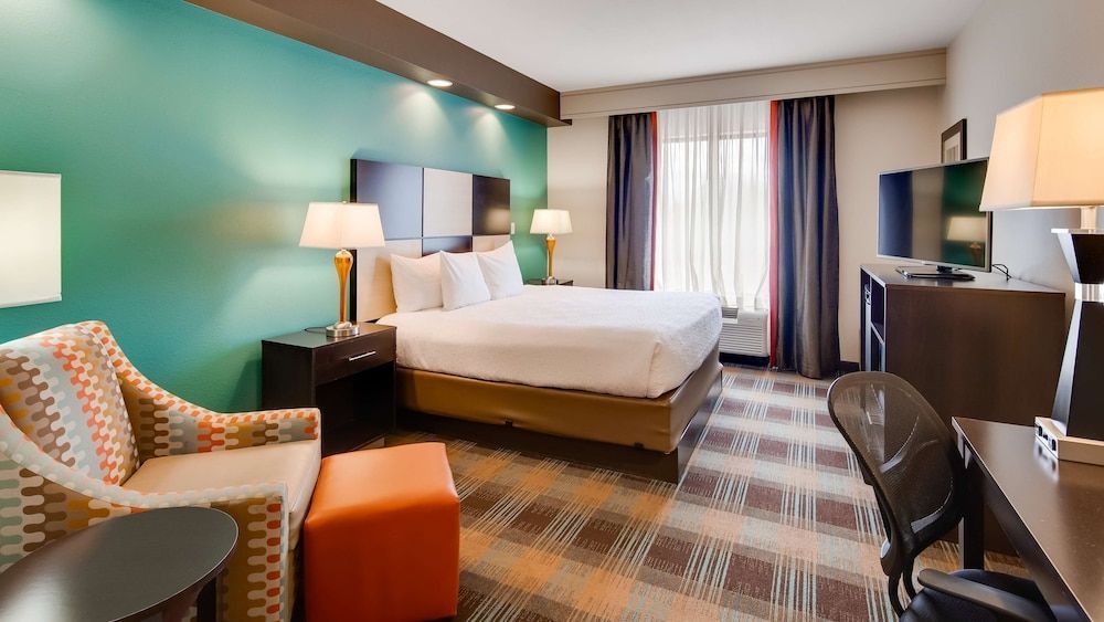 Best Western Plus Atrium Inn & Suites 1
