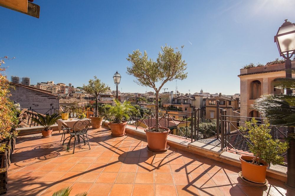 Hotel La Lumiere Di Piazza Di Spagna 1