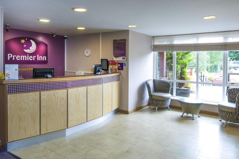 Premier Inn Bradford North - Bingley 2