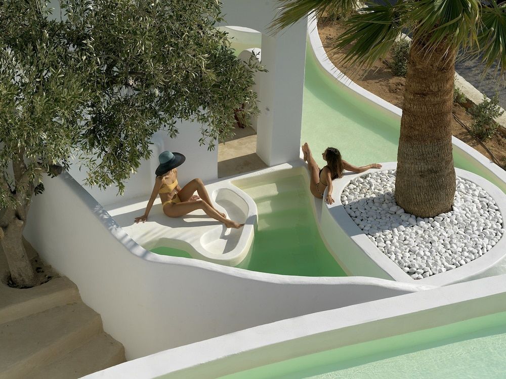 Aloni Hotel & Suites 1