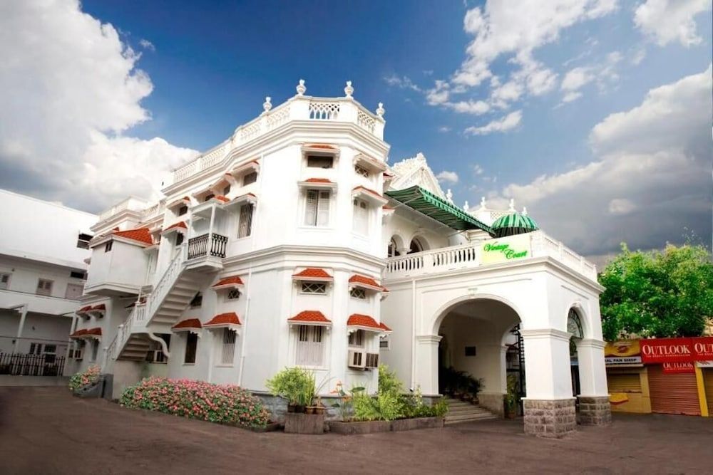 Taj Mahal Hotel Abids 1