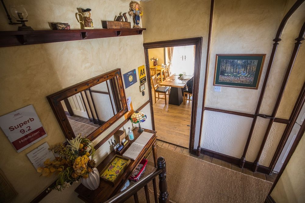 The Cottage 2