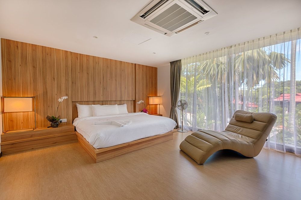 Lot 33 Boutique Hotel 2