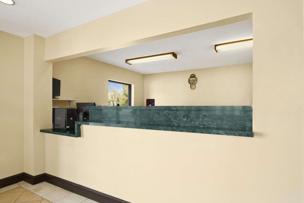 Ramada Limited - Columbia 2