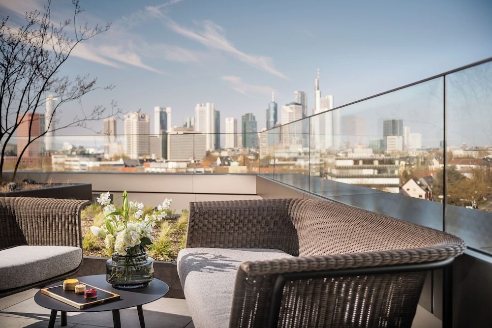 Kennedy 89 Hotel Frankfurt, part of Hyatt 1