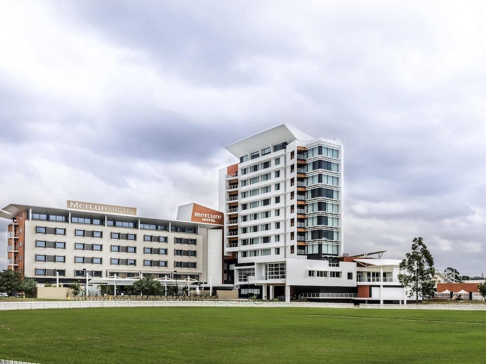 Mercure Sydney Liverpool 1