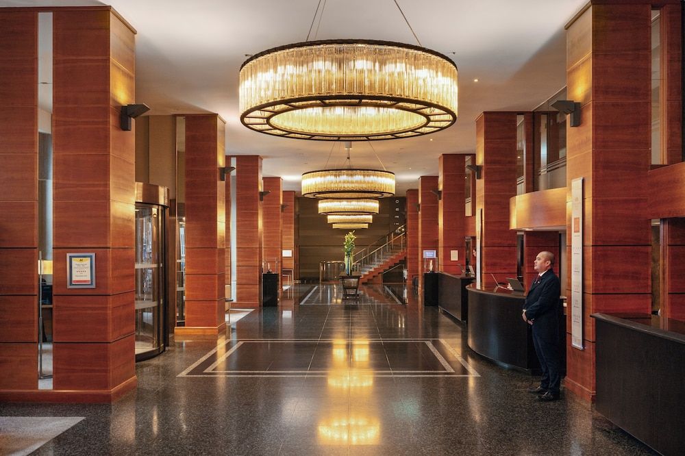 Royal Garden Hotel 2