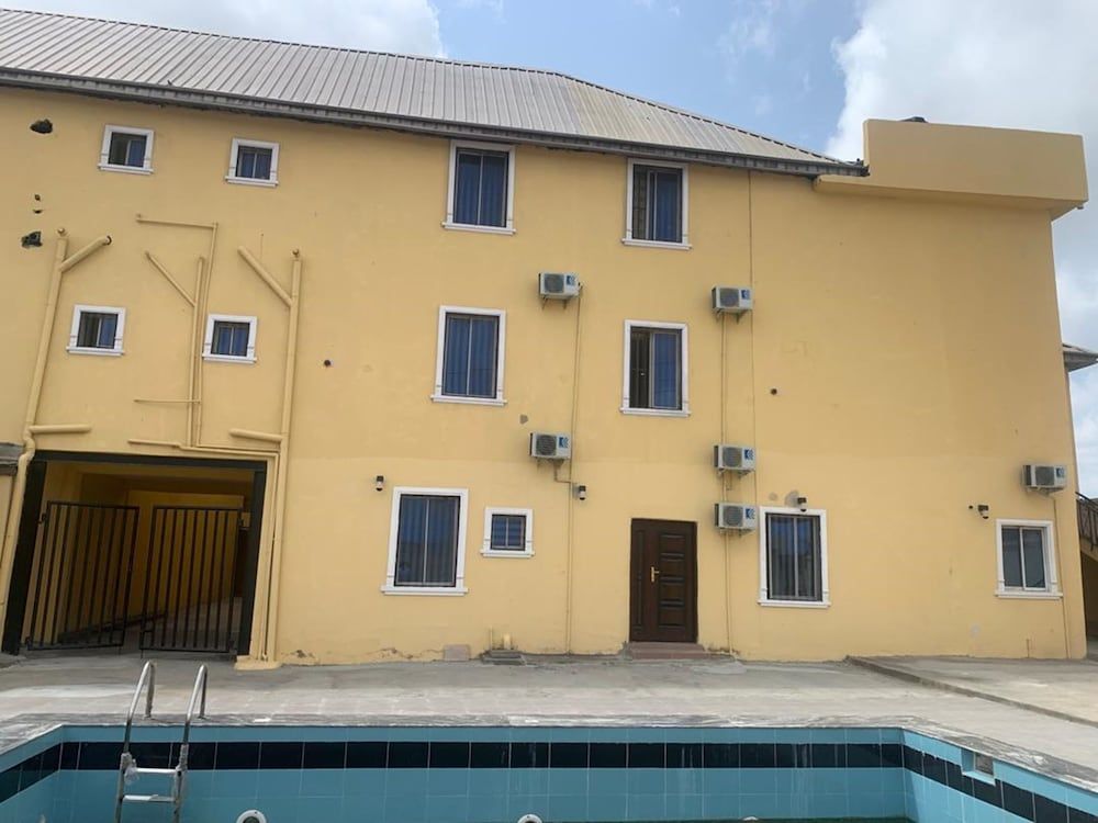 Beni Hotel Surulere 1