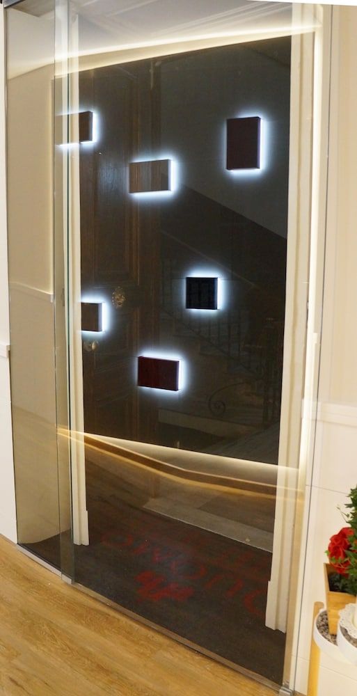 Duomo Luxury Suites 2