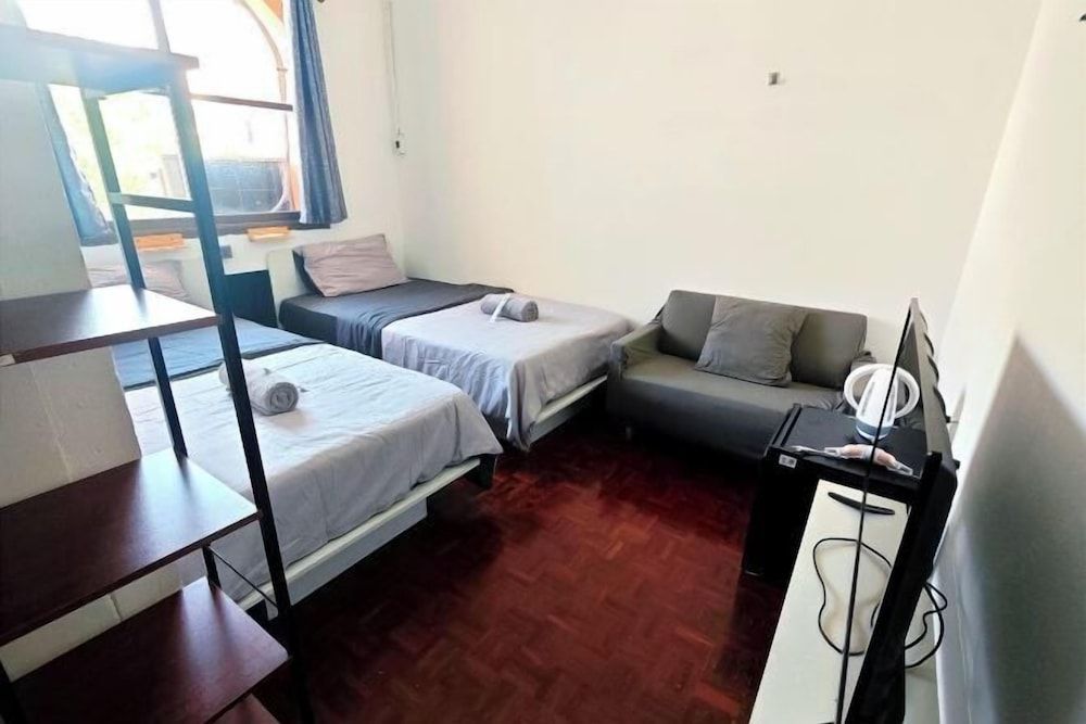Panda Lodge Home Stay 2