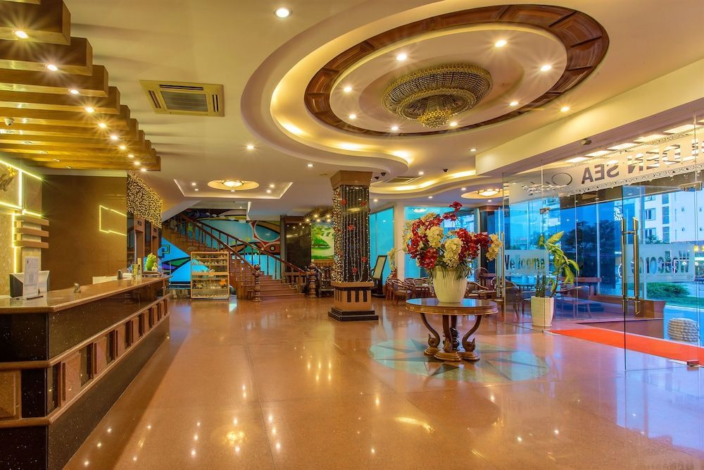 Golden Sea Hotel Da Nang 2