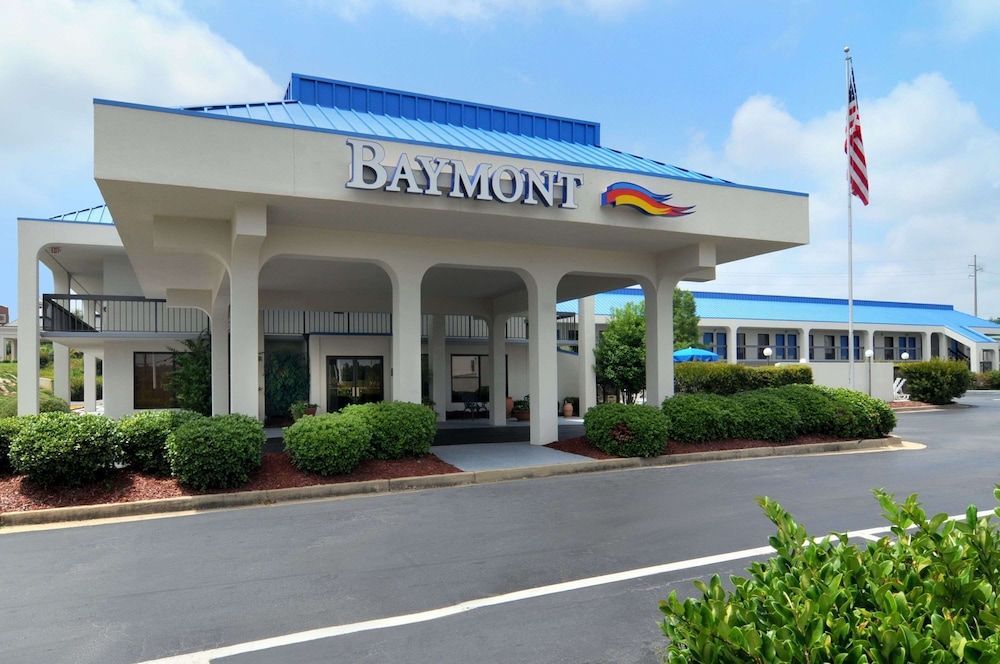 Baymont by Wyndham Macon I-75 1