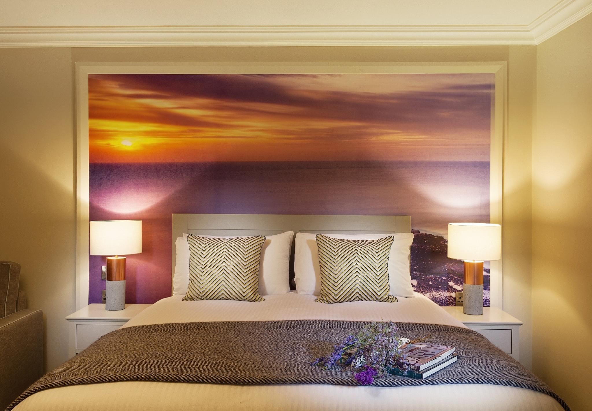 The Wild Atlantic Lodge 2