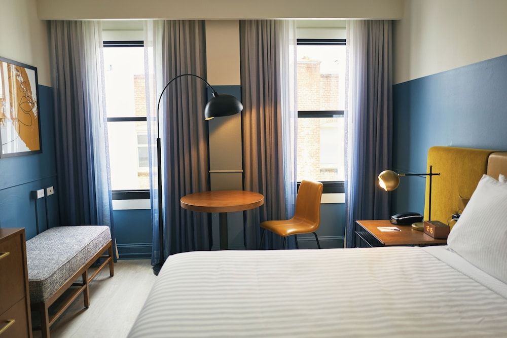 Hotel Julian 1