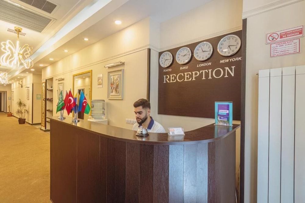 Deluxe İnn Hotel Baku 2