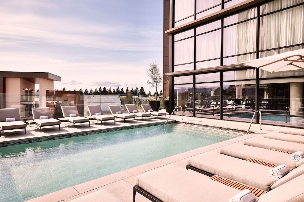 AC Hotel by Marriott Sunnyvale Moffett Park 1