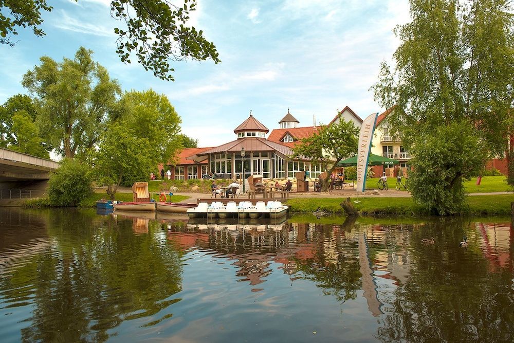Hotel Am Medemufer 1