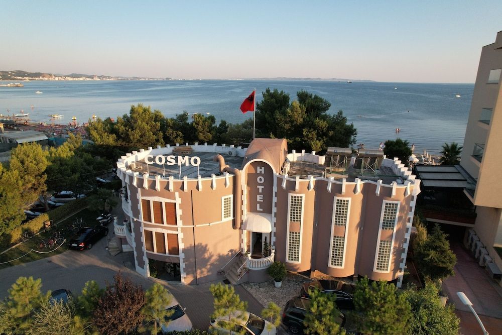 COSMO Beach Hotel 1