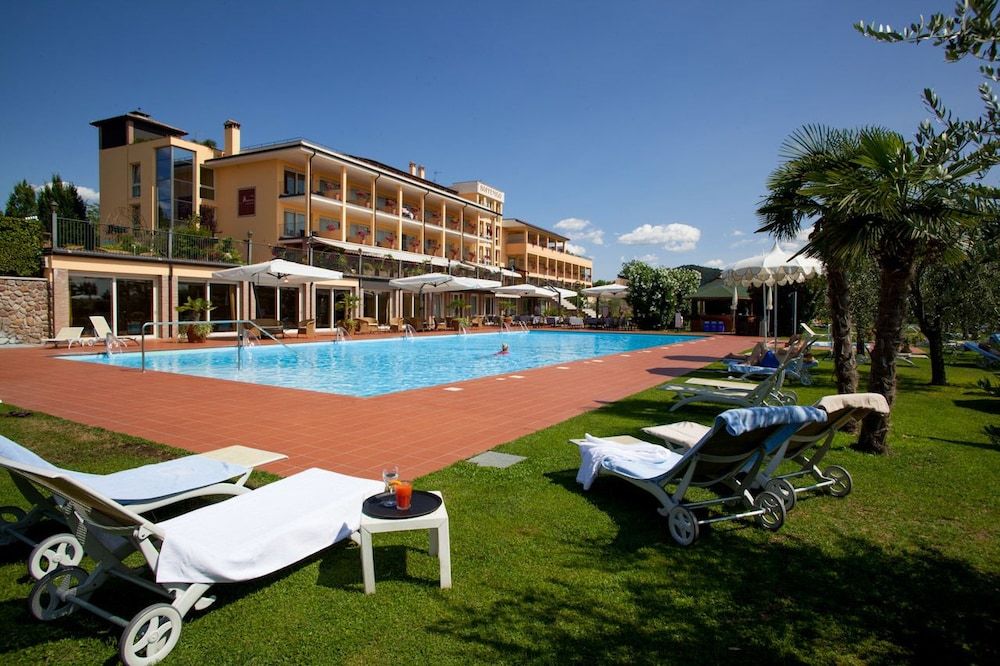 Hotel Boffenigo - The Golden Hour 1