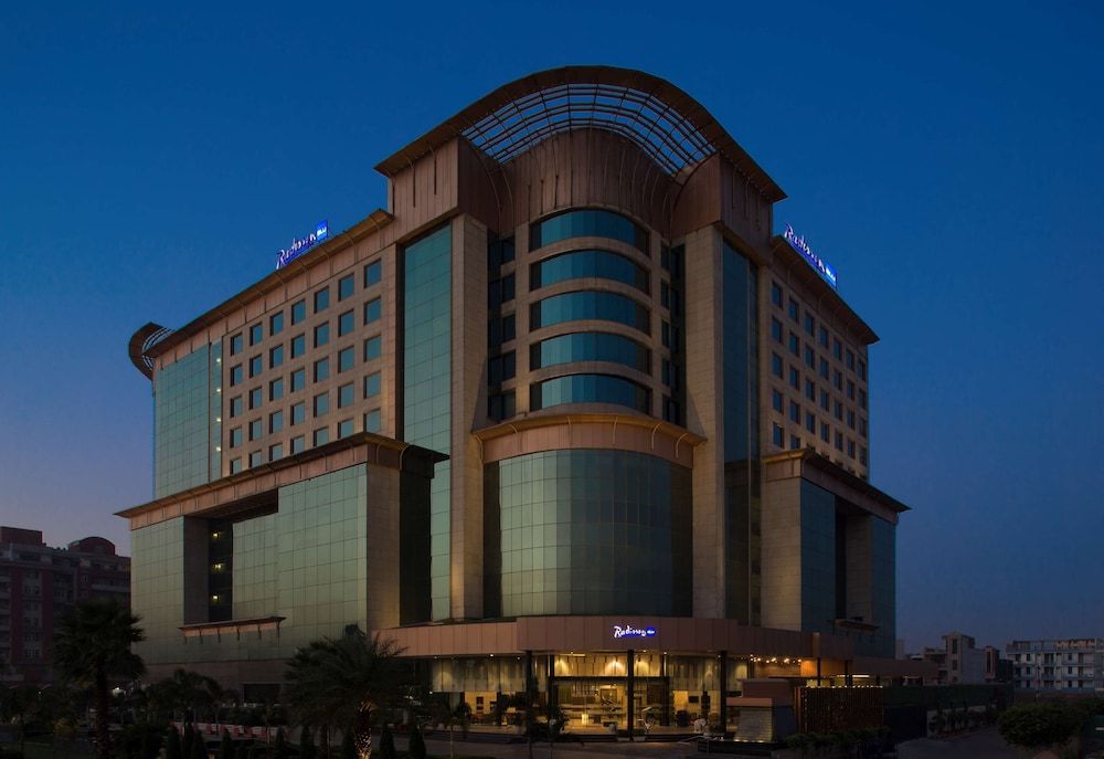 Radisson Blu Kaushambi Delhi NCR 1