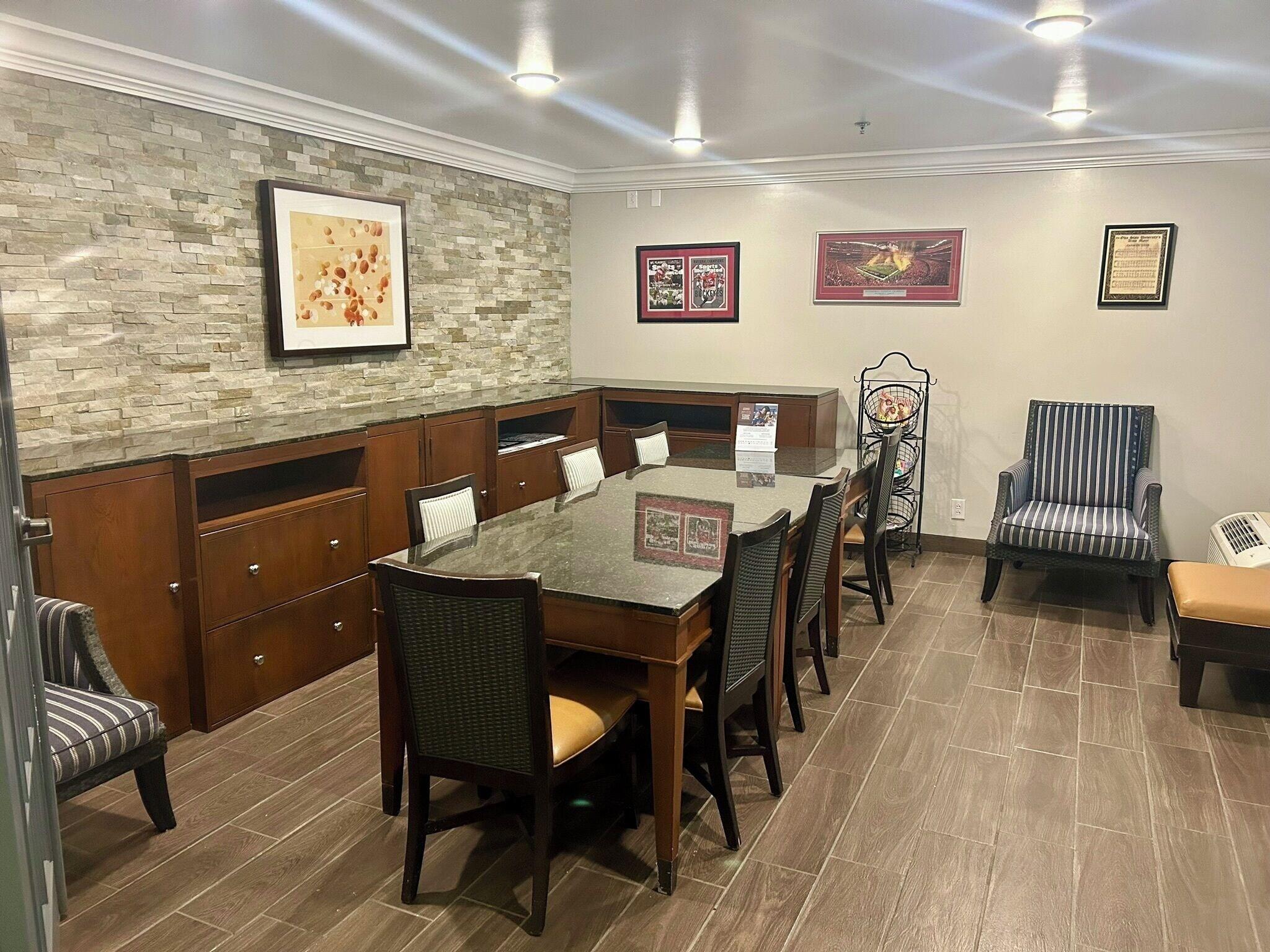 Baymont Inn & Suites by Wyndham Columbus near OSU 2