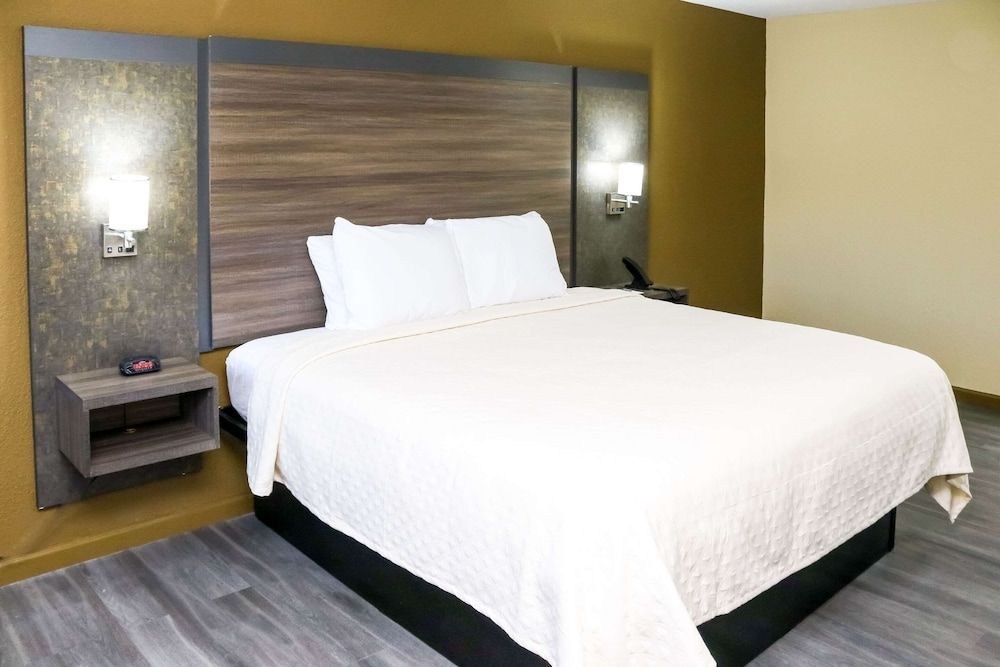 Rodeway Inn Phenix City - Columbus 2