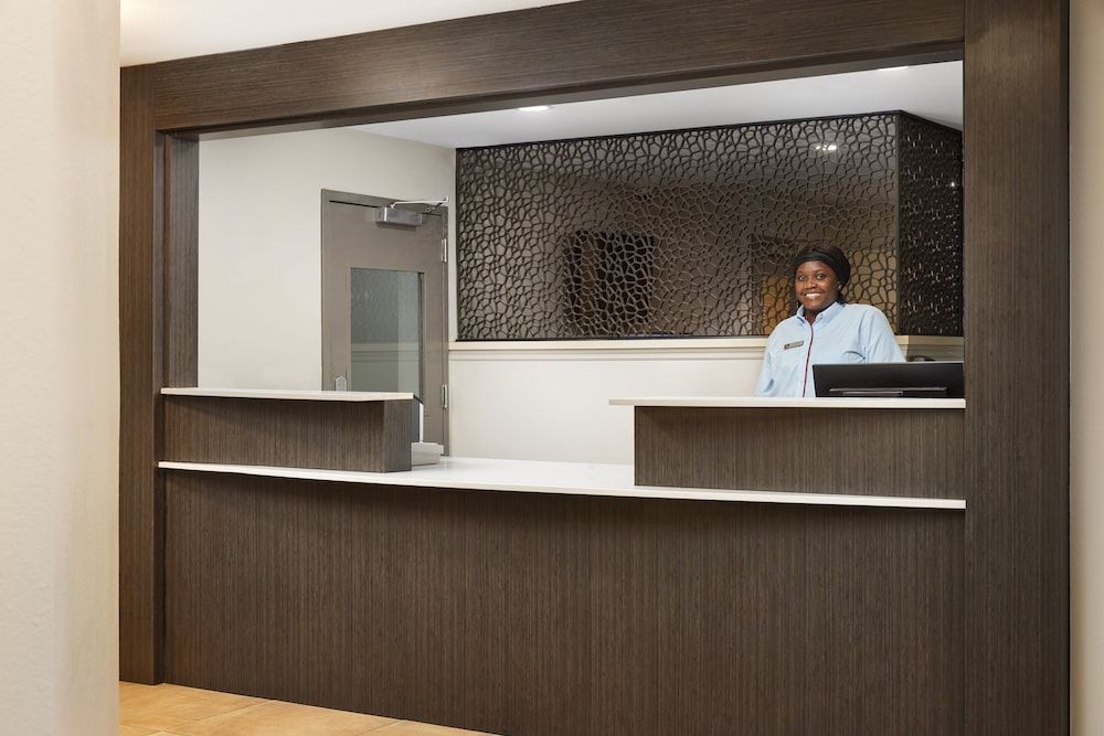 Candlewood Suites CHARLESTON - NORTHWOODS by IHG 2