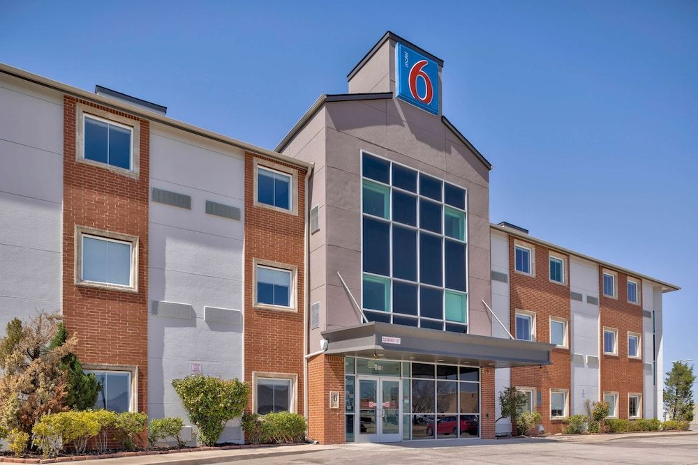 Motel 6-Norman, OK 1