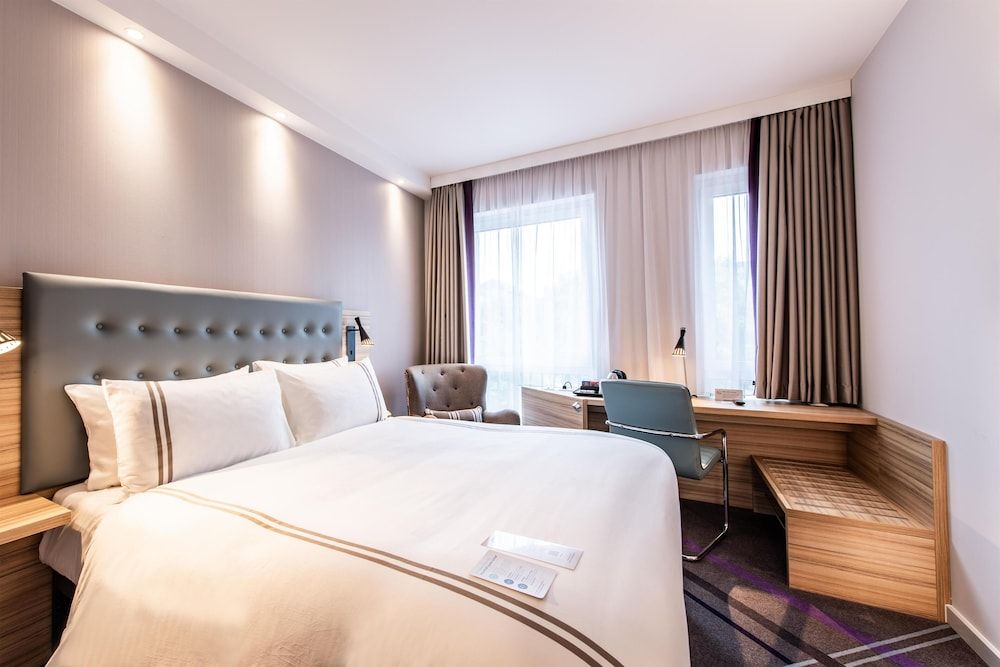 Premier Inn Hannover City University 1