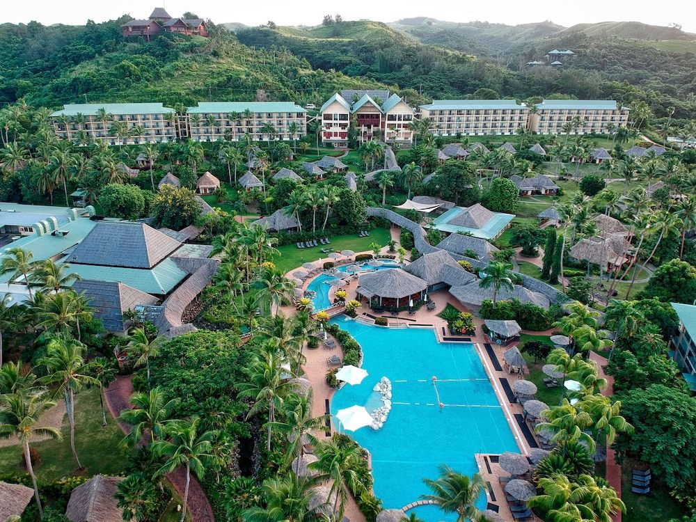 Outrigger Fiji Beach Resort 1