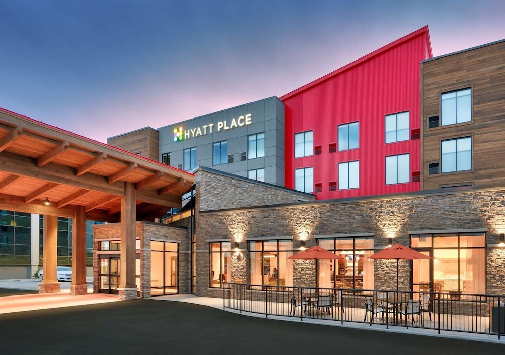 Hyatt Place Anchorage-Midtown 1