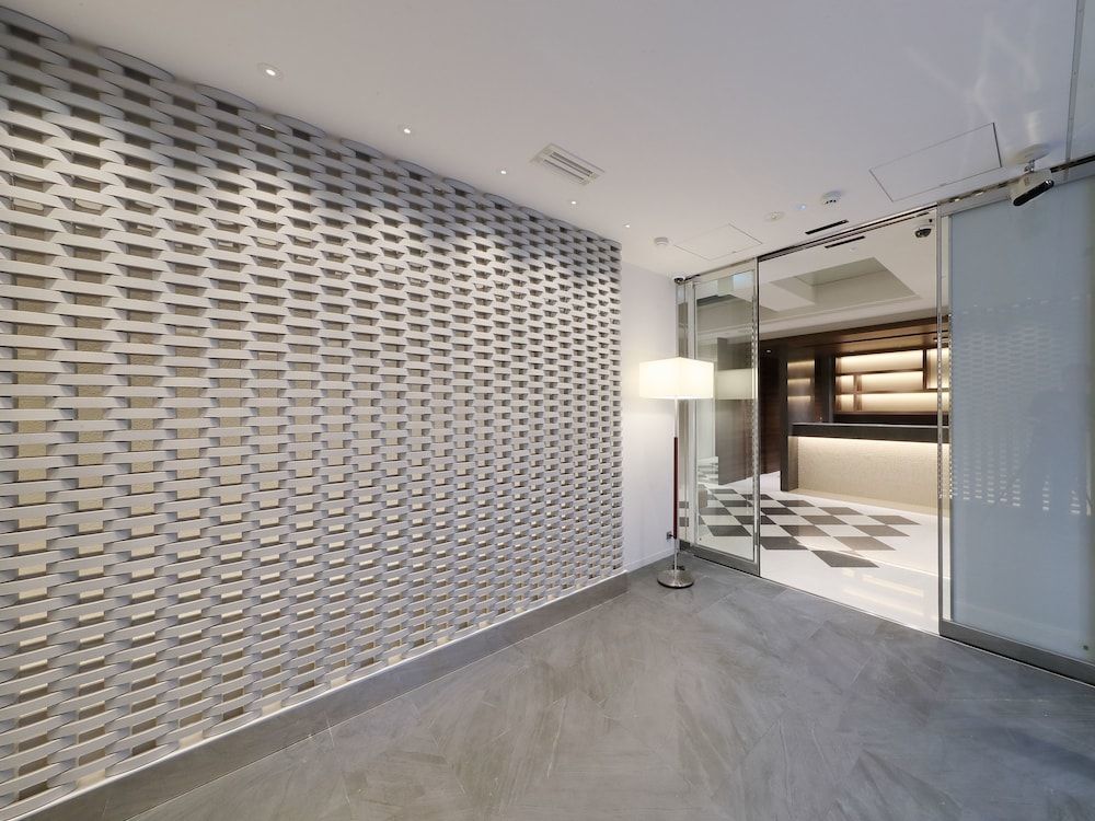 Hotel Sakura Suite Osaka Juso 2