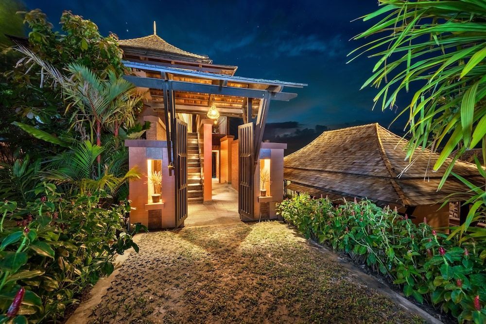 Nirvana Beach Resort, Koh Lanta SHA Extra Plus 2