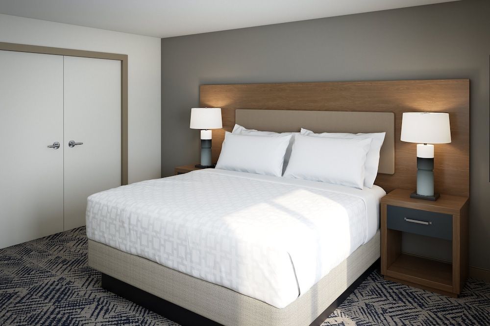 Candlewood Suites San Antonio Sea World by IHG 2
